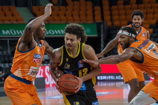 和附加条款 和附加条款