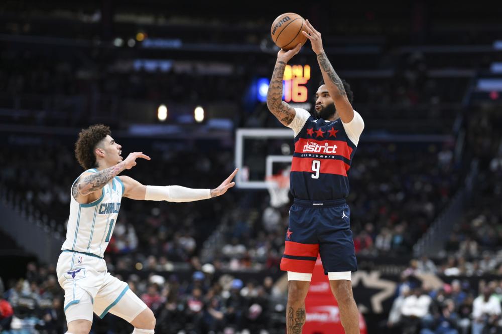 两位原本在 两位原本在