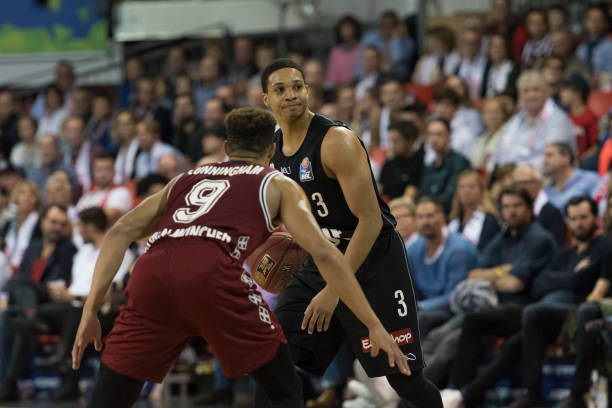 长途奔袭 长途奔袭