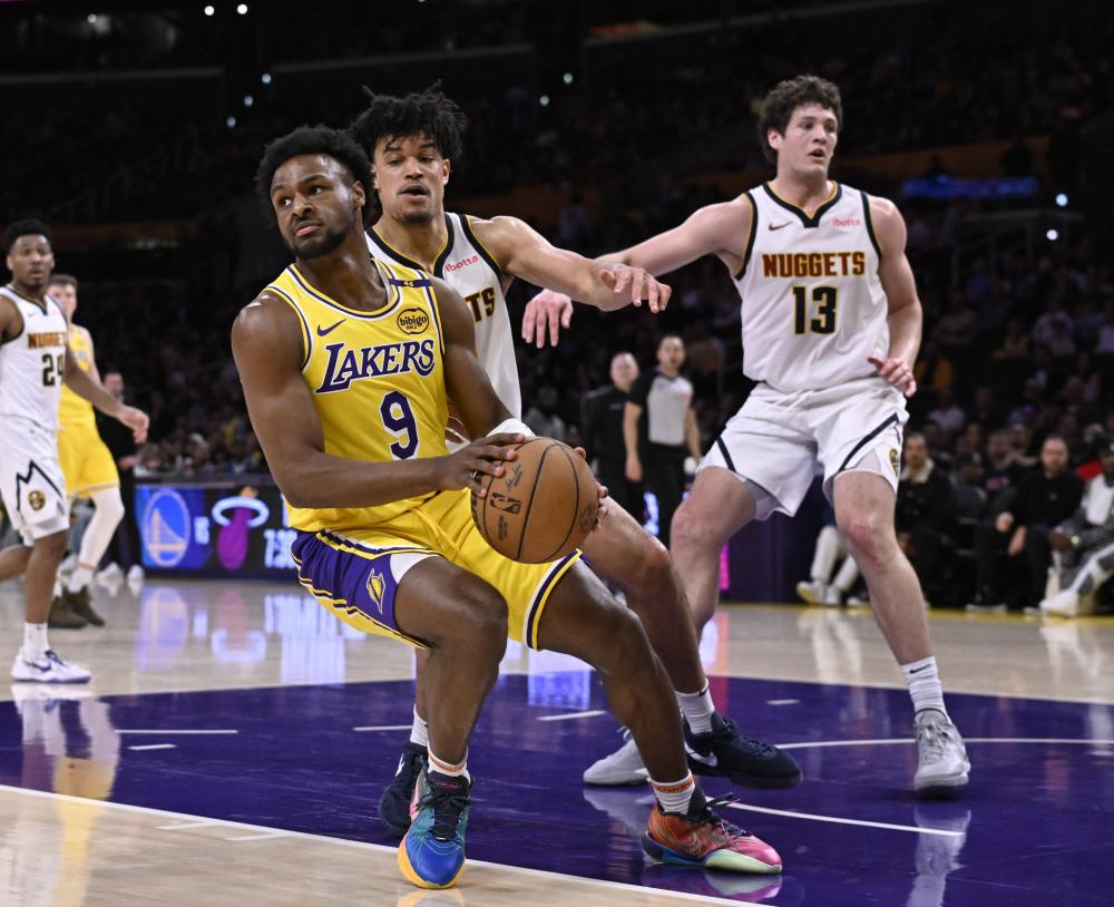 挥了各自的 挥了各自的